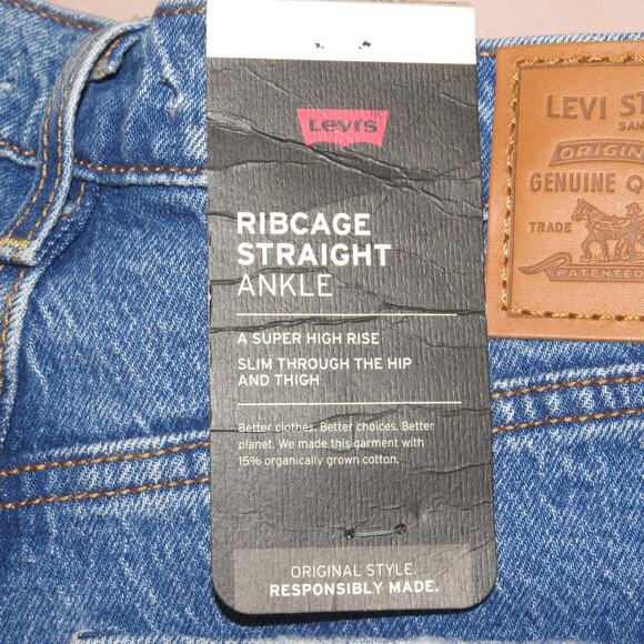 Levi’s Premium Medium Wash Distressed Ribcage Straight Ankle Jeans - Picture 10 of 15